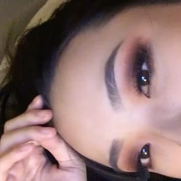 Meet your Posher, Erika - Picture 1 of 1